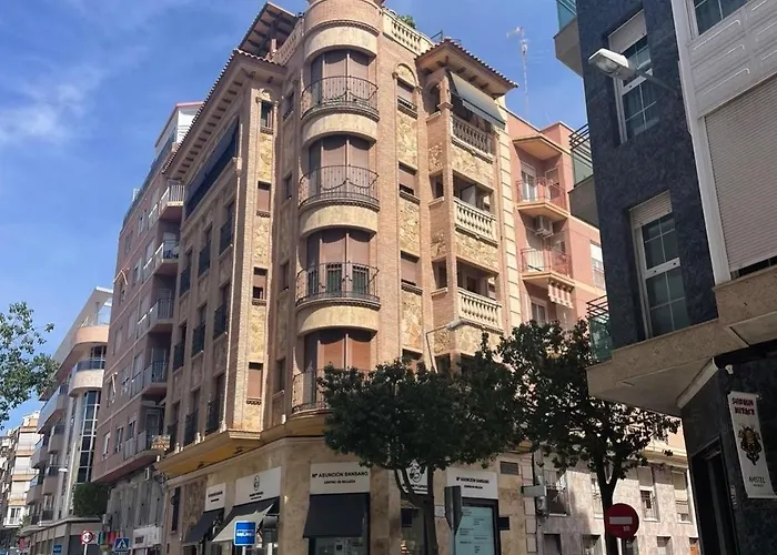 En Pleno Centro De * إلتشه